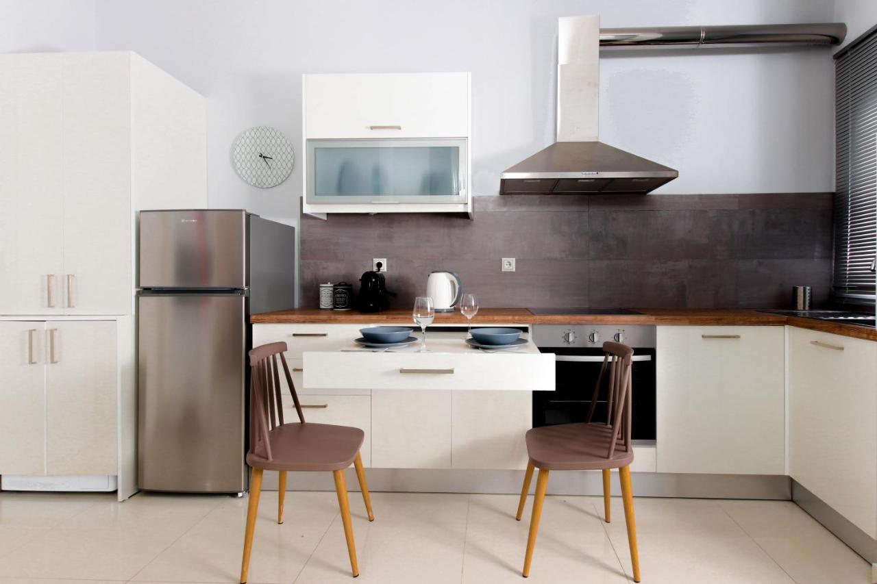 Twin Lofts Ταξιαρχών, A Kalamatastay Property Exteriör bild